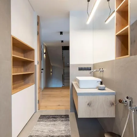 Udanypobyt Luxury Strazyska 31 Apartment
